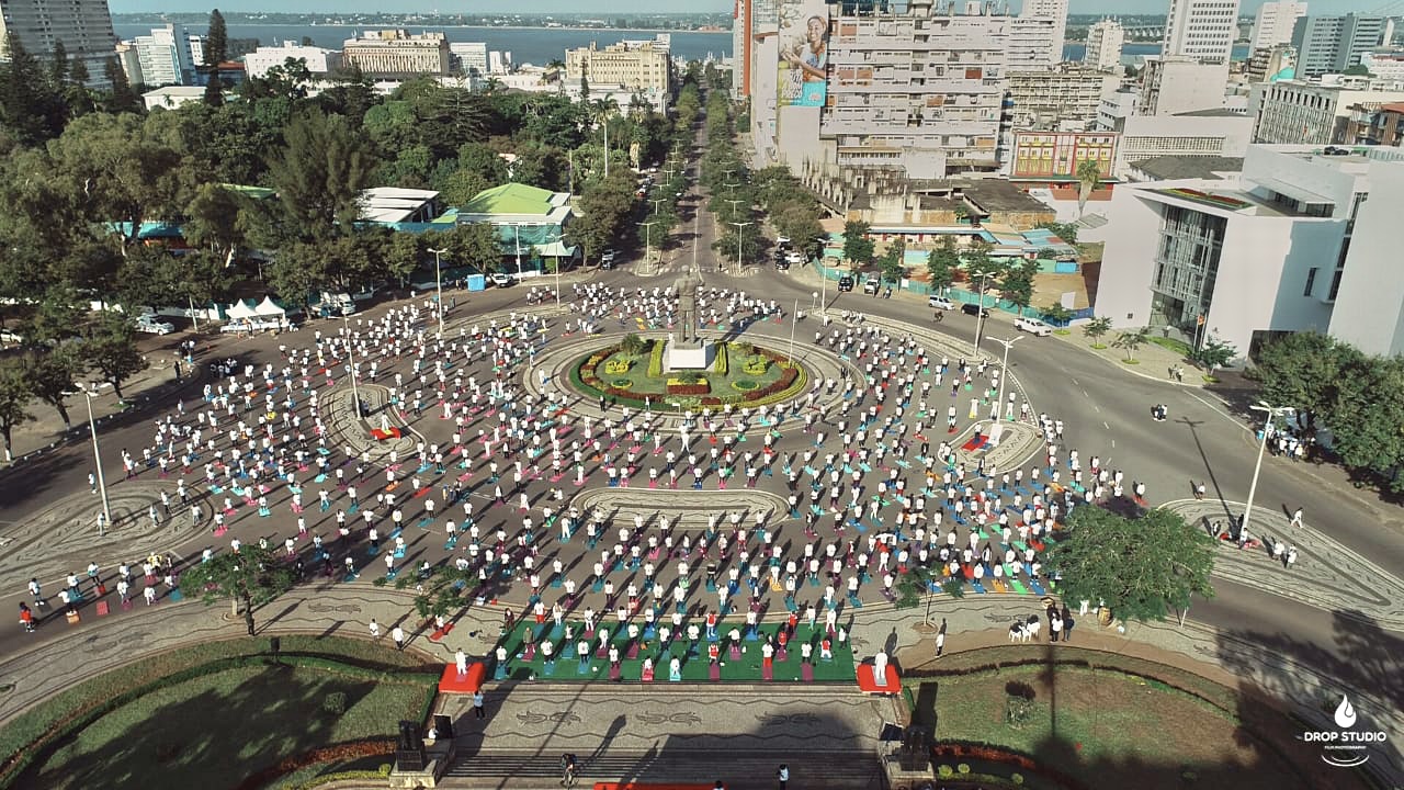 International Day of Yoga celebrations was held at the Independence Square in Maputo (23 June 2024). More than 800 yoga enthusiasts participated in the yoga session.