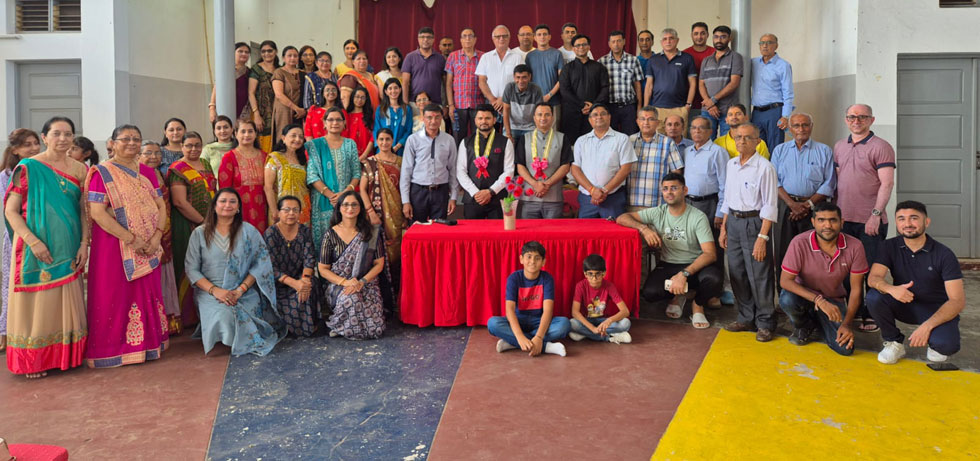 As part of our outreach initiative to Inhambane province, Shri Rajesh Dogra, Second Secretary (Cons) and Shri Pankaj Kumar, ASO (Admin) held consular camp and then participated in community prayers at Maxixe (15 Dec 2024).  