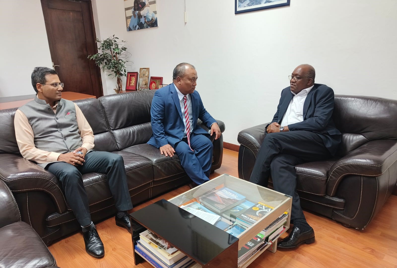 At Universidade Pedagógica de Maputo (7 Feb 2025)